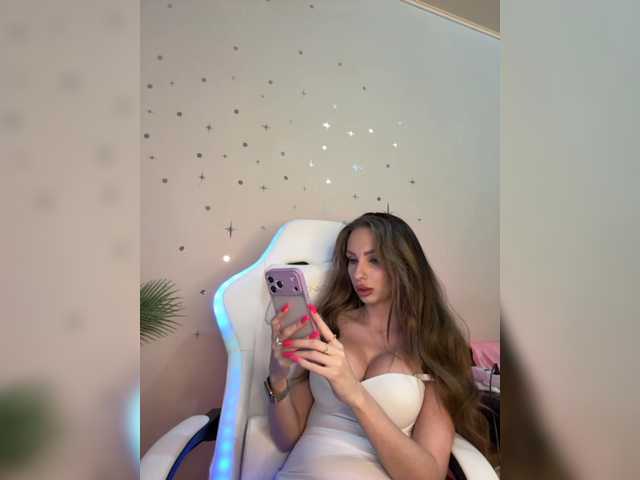 GoldPussy69 from BongaCams