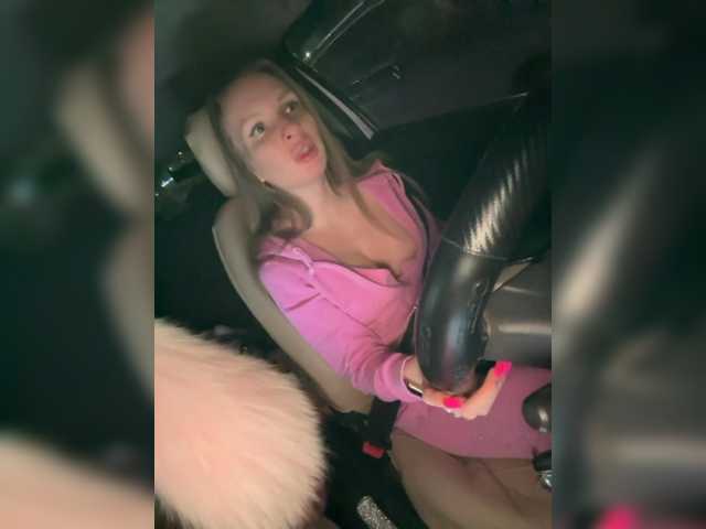 GoldPussy69's BongaCams show and profile