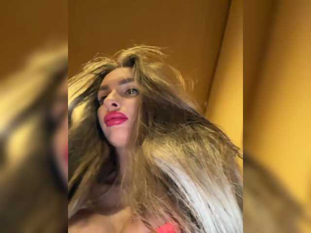 GoldPussy69's BongaCams show and profile