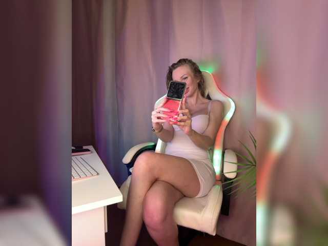 GoldPussy69's BongaCams show and profile