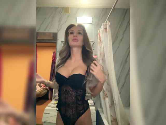 GoldPussy69 webcam