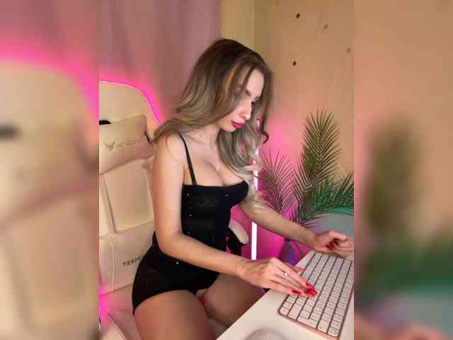 GoldPussy69 GoldPussy69