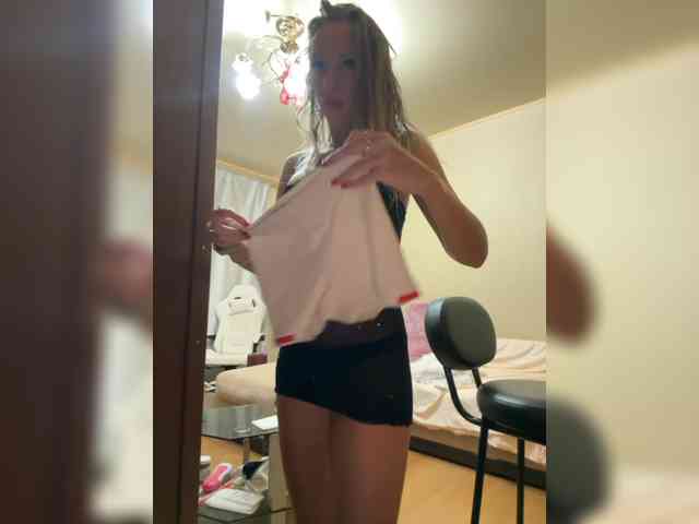 GoldPussy69 Live Webcam on BongaCams