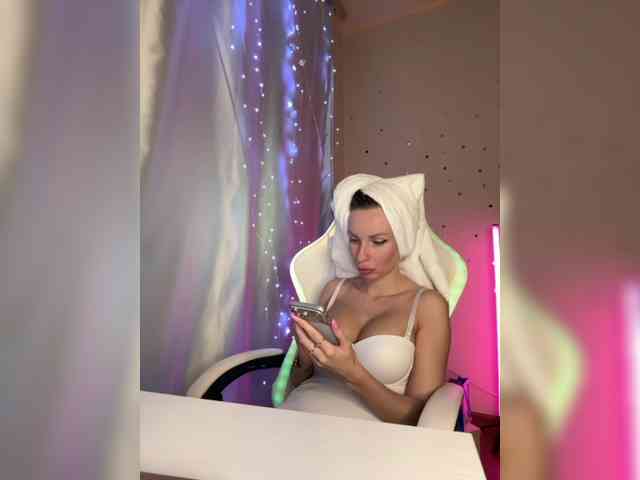 GoldPussy69 GoldPussy69