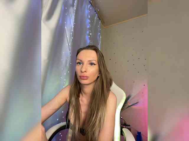GoldPussy69 webcam