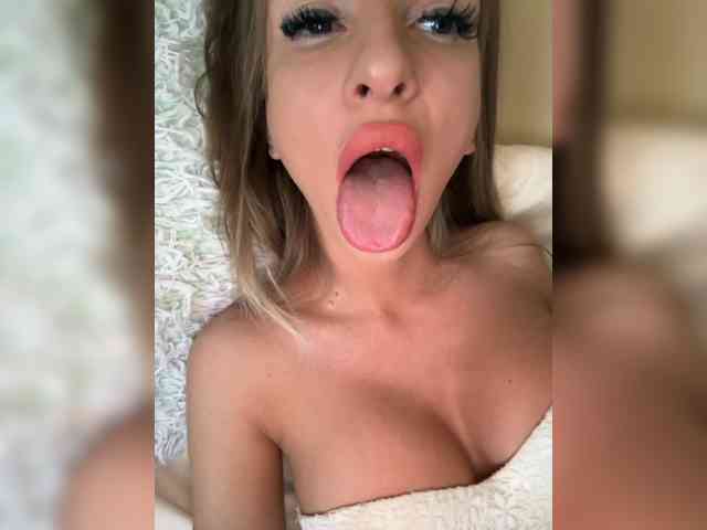 Модель: GoldPussy69