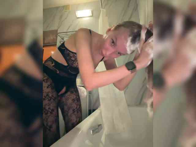 GoldPussy69's webcam live show