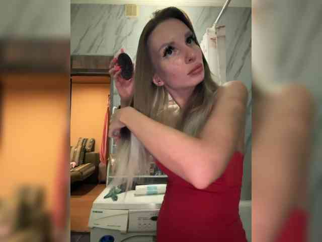 GoldPussy69 webcam