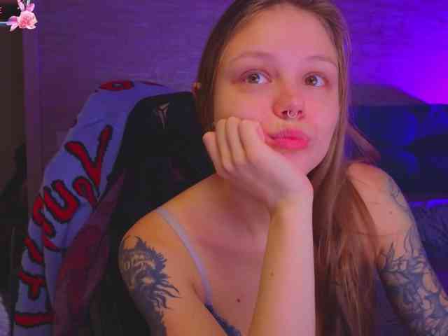 DanaCuteee webcam