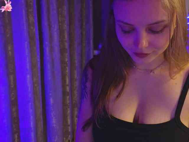 DanaCuteee webcam