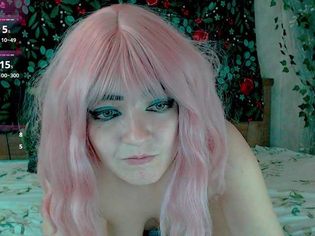 MagicPink's BongaCams show and profile