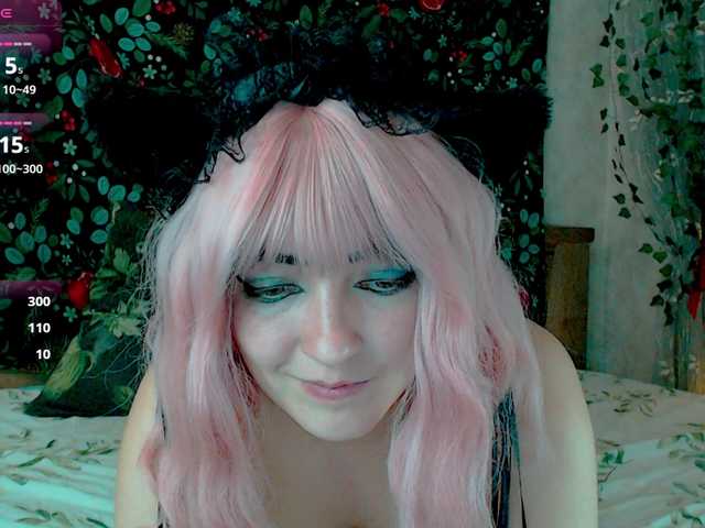 MagicPink's BongaCams show and profile