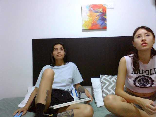 clhoeyviolett Live Webcam on BongaCams