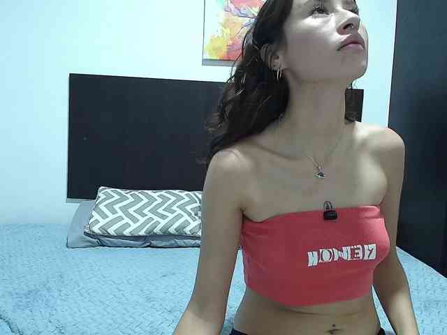 clhoeyviolett webcam