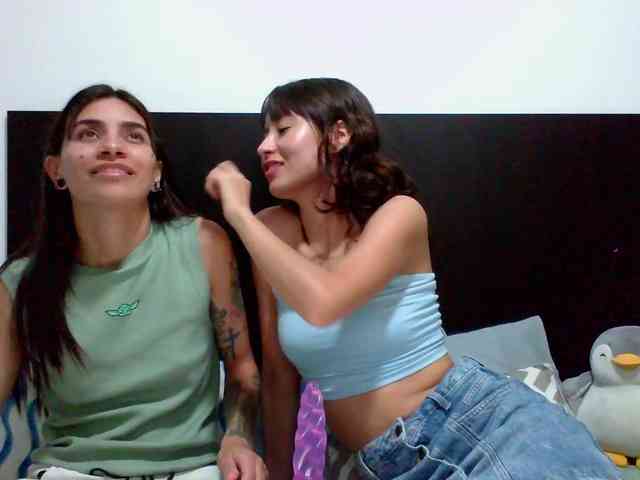 clhoeyviolett webcam
