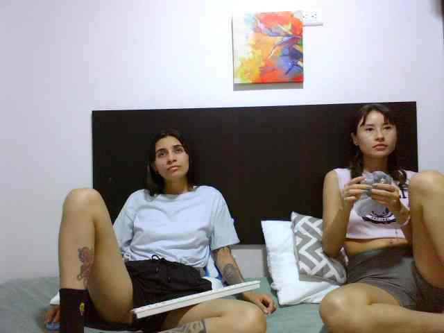 clhoeyviolett webcam