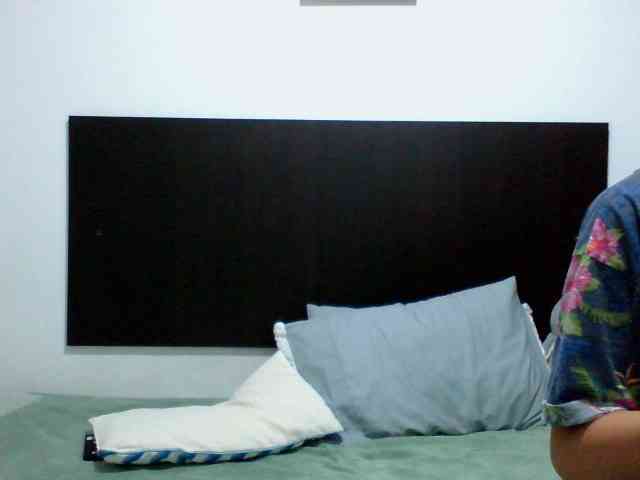 clhoeyviolett webcam