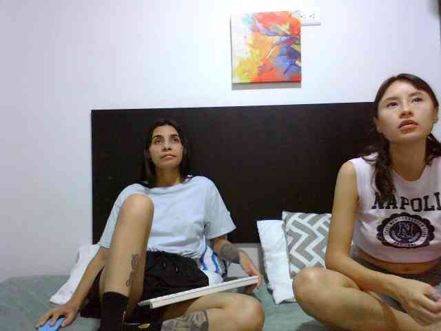 clhoeyviolett webcam