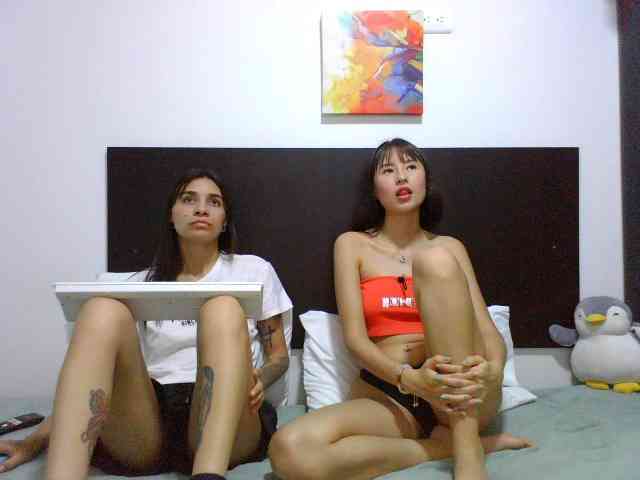 clhoeyviolett webcam