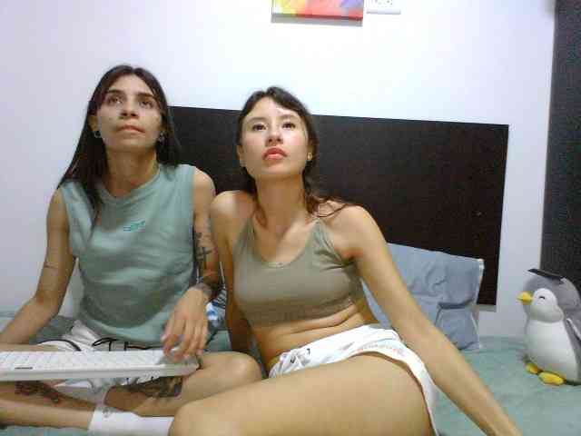 clhoeyviolett webcam