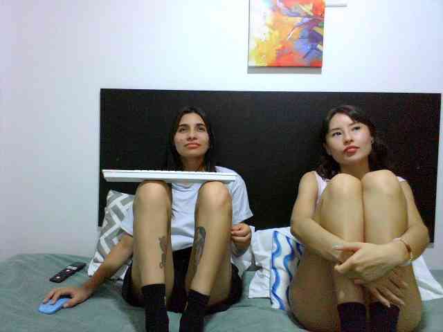 clhoeyviolett webcam