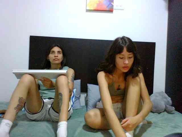 clhoeyviolett webcam