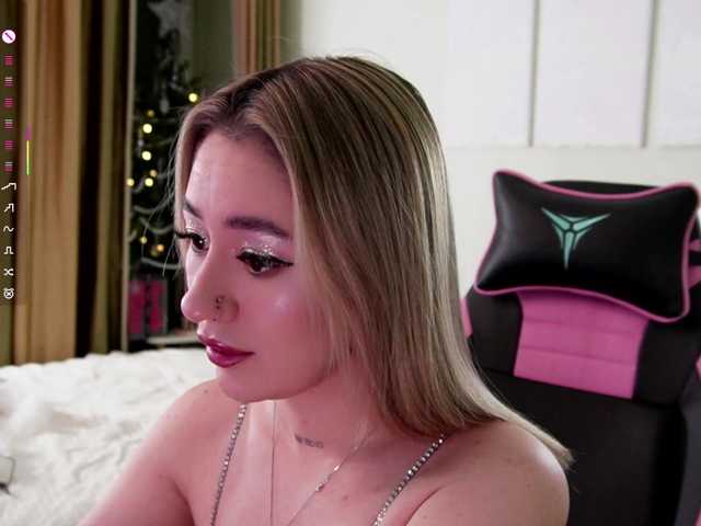 Sabrina-Magic's BongaCams show and profile