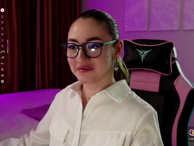 Sabrina-Magic's BongaCams show and profile