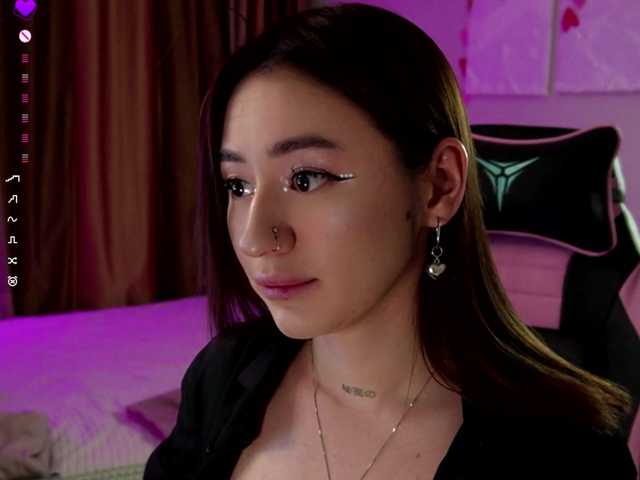 Sabrina-Magic's BongaCams show and profile