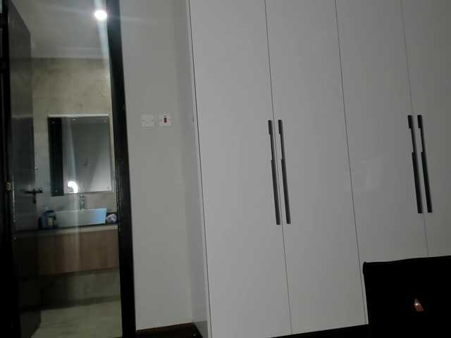 Big-Black-Ass's BongaCams show and profile