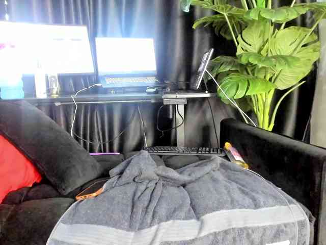 Big-Black-Ass webcam