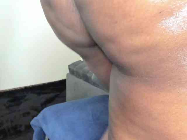 Big-Black-Ass webcam