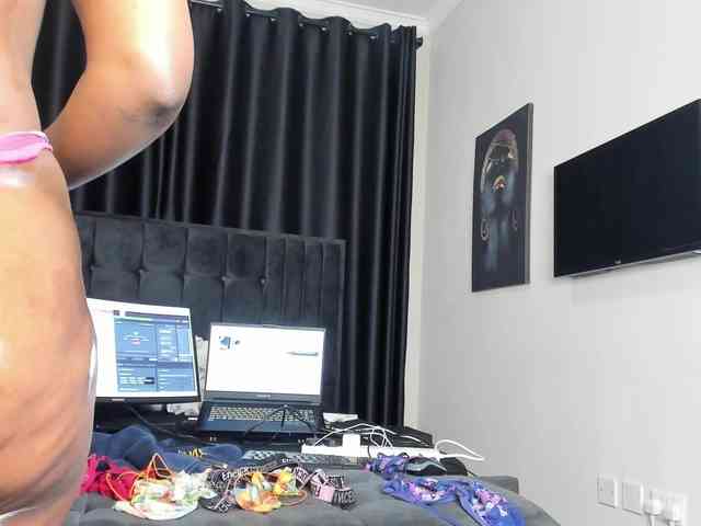 Big-Black-Ass webcam