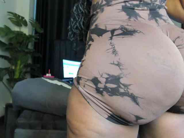 Big-Black-Ass webcam