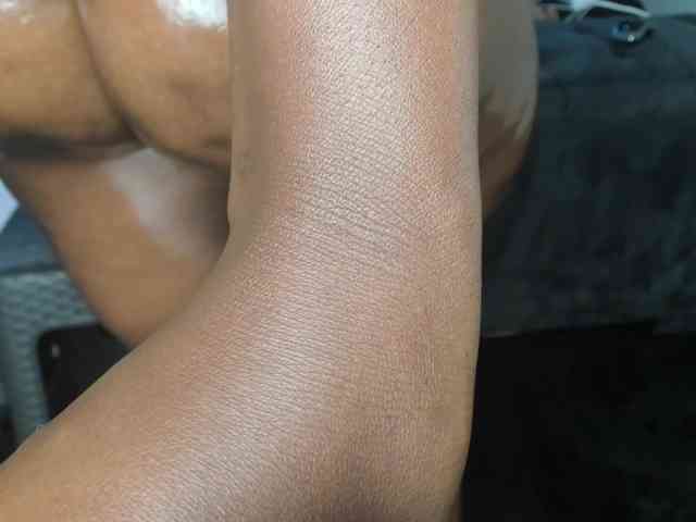 Big-Black-Ass webcam