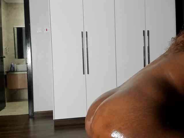 Big-Black-Ass webcam