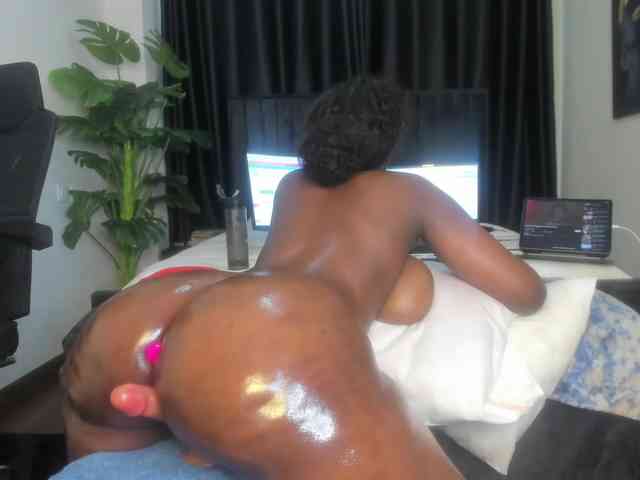 Big-Black-Ass webcam