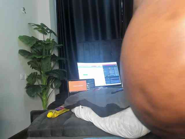 Big-Black-Ass webcam