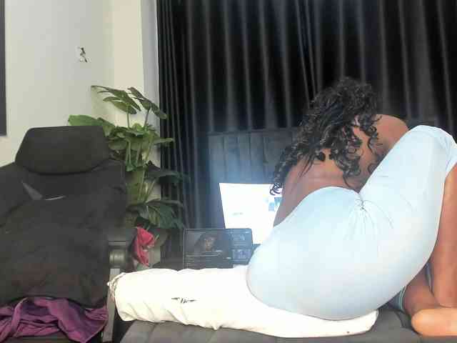 Big-Black-Ass webcam