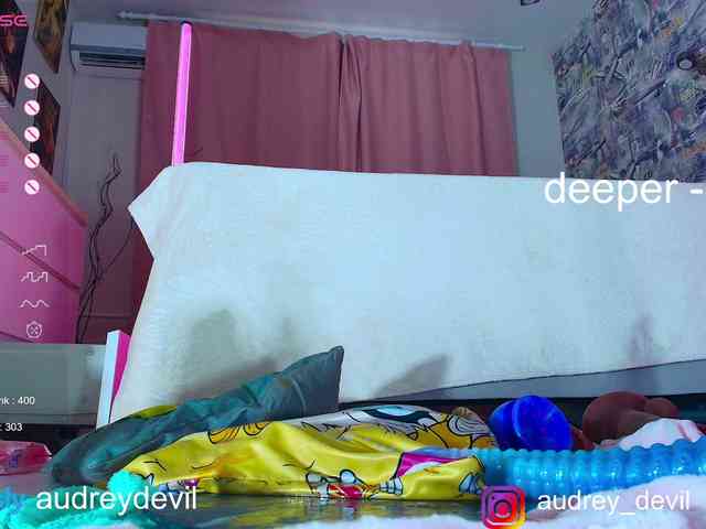 AudreyDevil webcam