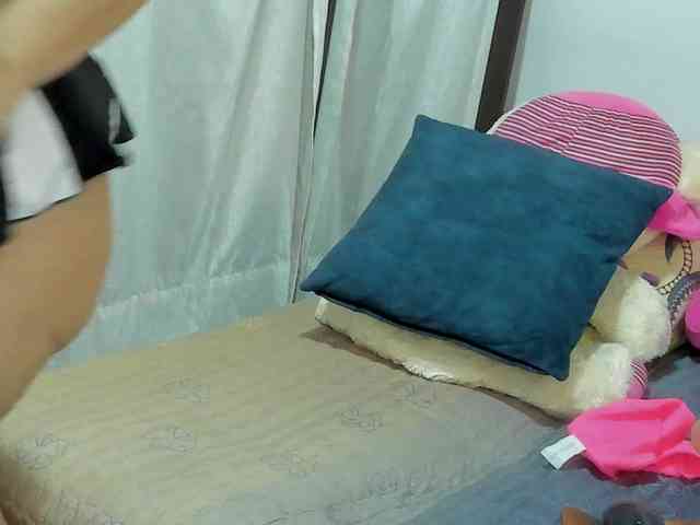 BrendaXiomy Live Webcam on BongaCams