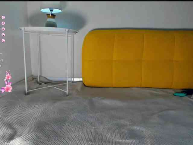 -EmelySweet- Live Webcam on BongaCams