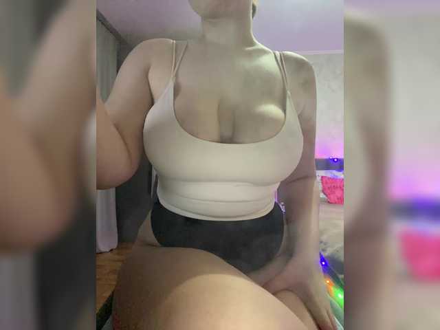 athena333's BongaCams show and profile