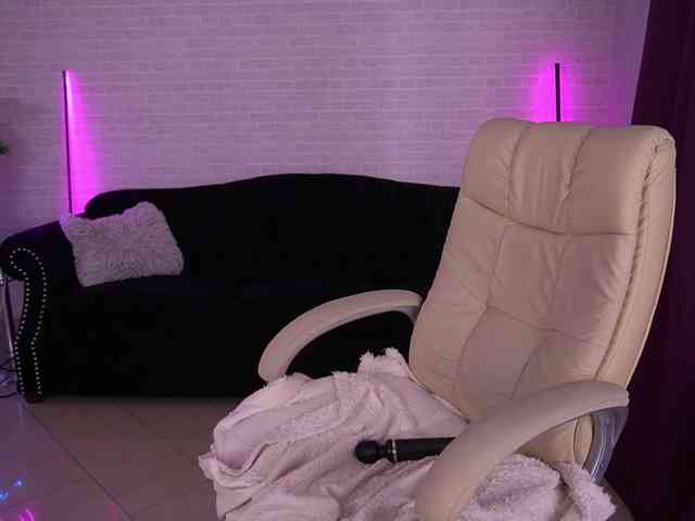 DaenerysDaen webcam