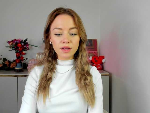 CindyGlam's BongaCams show and profile