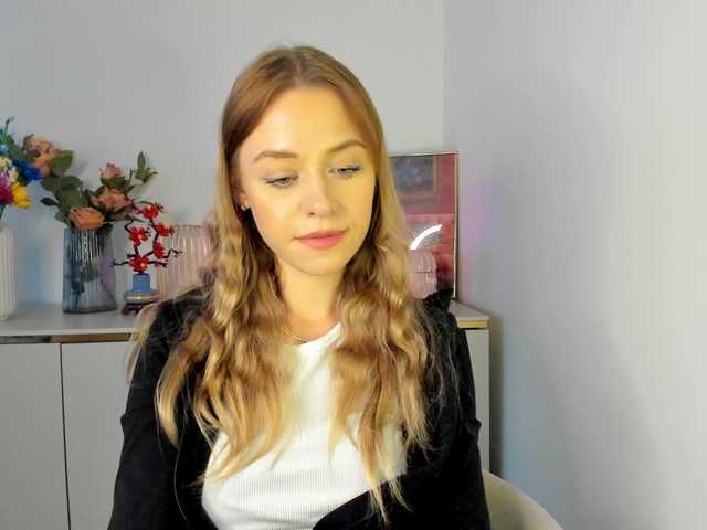 CindyGlam's BongaCams show and profile