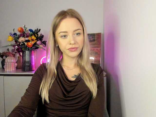 CindyGlam webcam bongacams model stream image
