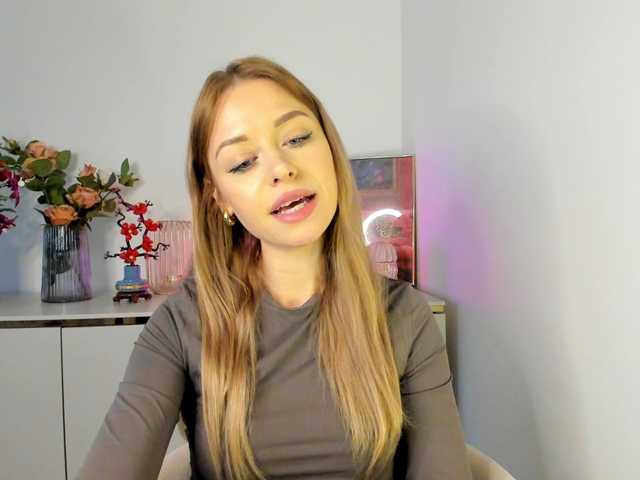 CindyGlam's BongaCams show and profile