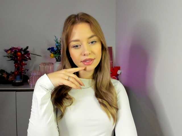 CindyGlam's BongaCams show and profile