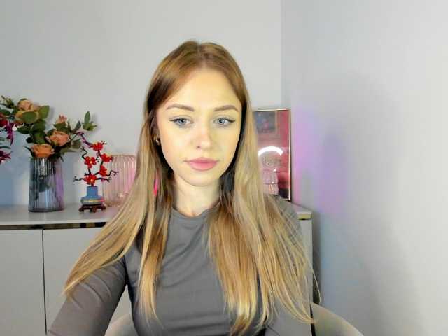 CindyGlam's BongaCams show and profile